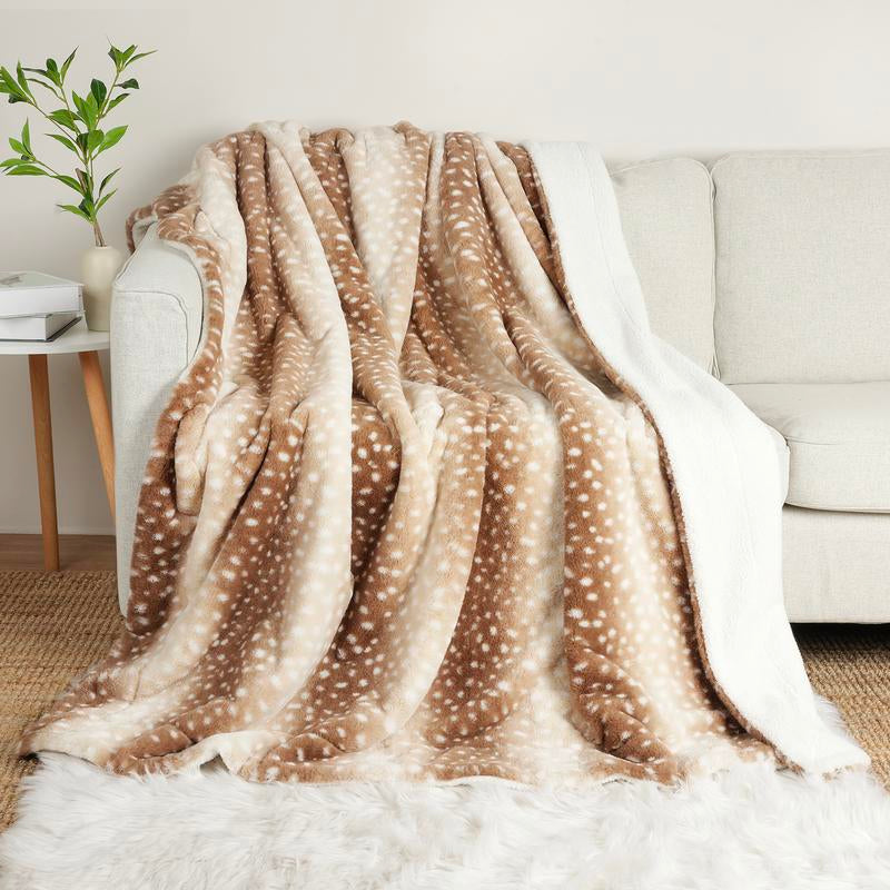 Cozy Bliss Luxury Faux Fur Throw Blanket 400GSM Deer Print, Non Shedding Double Sided Sherpa Blankets Super Soft Fluffy Thick Warm Throws Home Decor for Couch Bed Sofa Women, Plush Warm Microfiber Cheetah Blanket for Couch, Bed,Season Comfort, Sofa